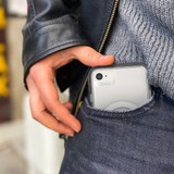 Slim, Lightweight Case||The slim, lightweight design fits easily in your pocket and comfortably in your hand.