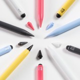 Dual Tip Stylus||
Scroll with the universal capacitive backend tip. Write or draw with the active tip with tilt recognition. Comes with a spare tip.