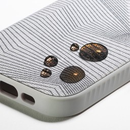 Stylish, Stain-resistant Fabric Exterior||
The fabric on the London Snap case is stain-resistant, so it stays smart and stylish.  Stylish, Stain-resistant Fabric Exterior||
The fabric on the London Snap case is stain-resistant, so it stays smart and stylish.