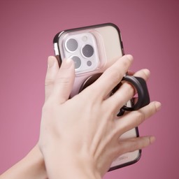 Comfortable Grip||The attached ring slips on your finger and allows you to hold your phone more securely. Comfortable Grip||The attached ring slips on your finger and allows you to hold your phone more securely.