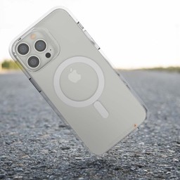 Drop Resistant Up to 13ft|4m||Crystal Palace Snap protects your phone from drops up to 13 feet (4 meters).* Drop Resistant Up to 13ft|4m||Crystal Palace Snap protects your phone from drops up to 13 feet (4 meters).*