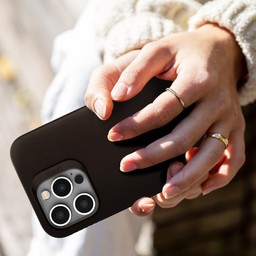 Soft-touch Finish, Slim Design
||Rio has a soft-touch finish and a slim, lightweight design. Soft-touch Finish, Slim Design
||Rio has a soft-touch finish and a slim, lightweight design.