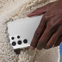 Slim, Lightweight Case 
||The slim, lightweight design fits easily in your pocket and comfortably in your hand Slim, Lightweight Case 
||The slim, lightweight design fits easily in your pocket and comfortably in your hand