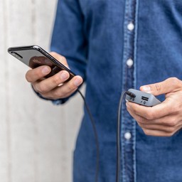 Fast Charge Cable
||Charge at ultrafast speeds when used with a PD charger Fast Charge Cable
||Charge at ultrafast speeds when used with a PD charger